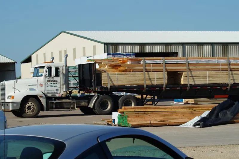 TEXAS’ HENSON LUMBER PURCHASES DECATUR LUMBER
