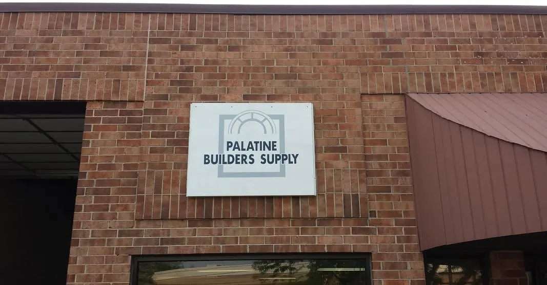 DEALERS WHOLESALE ACQUIRES CHICAGO DEALER PBS