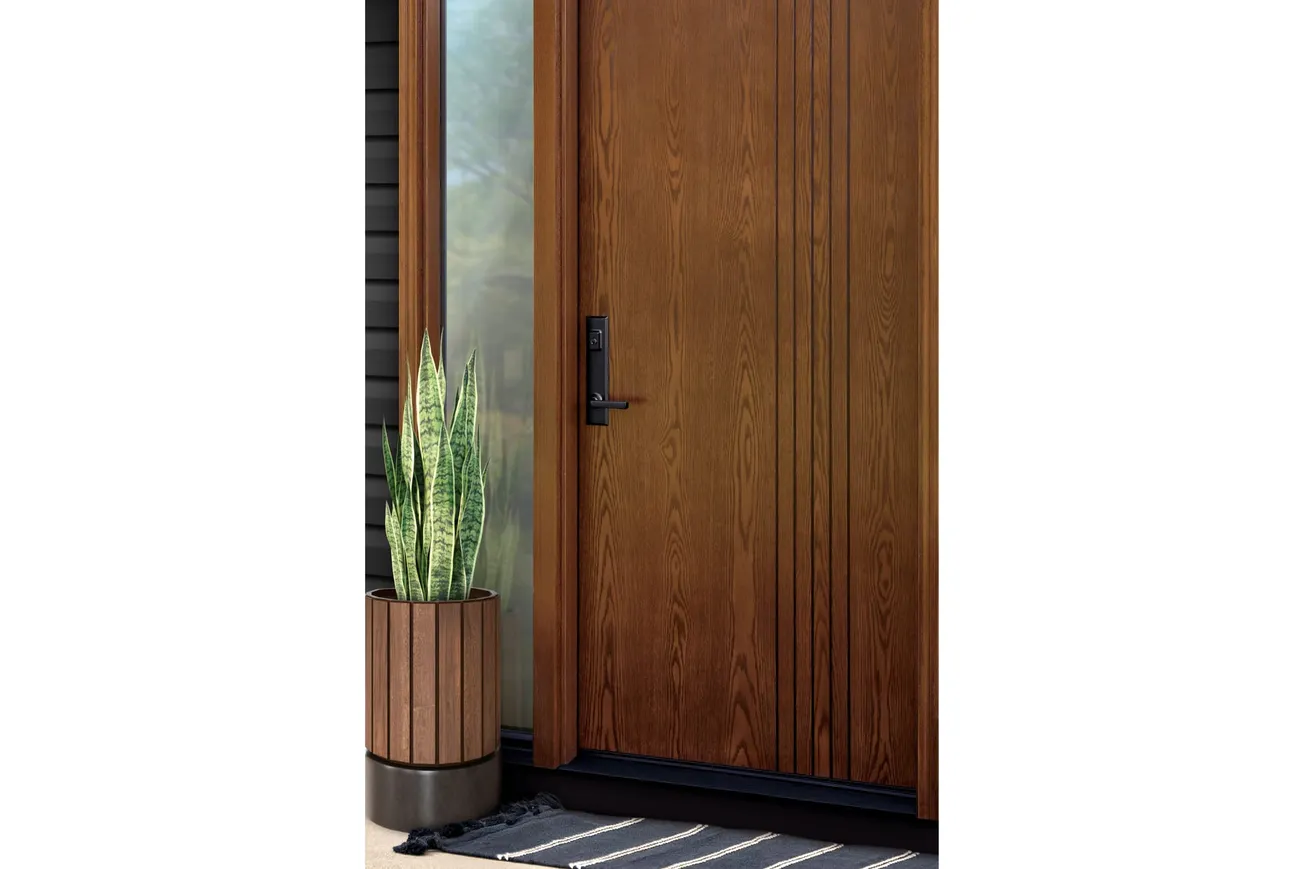 WOODSY FIBERGLASS ENTRY