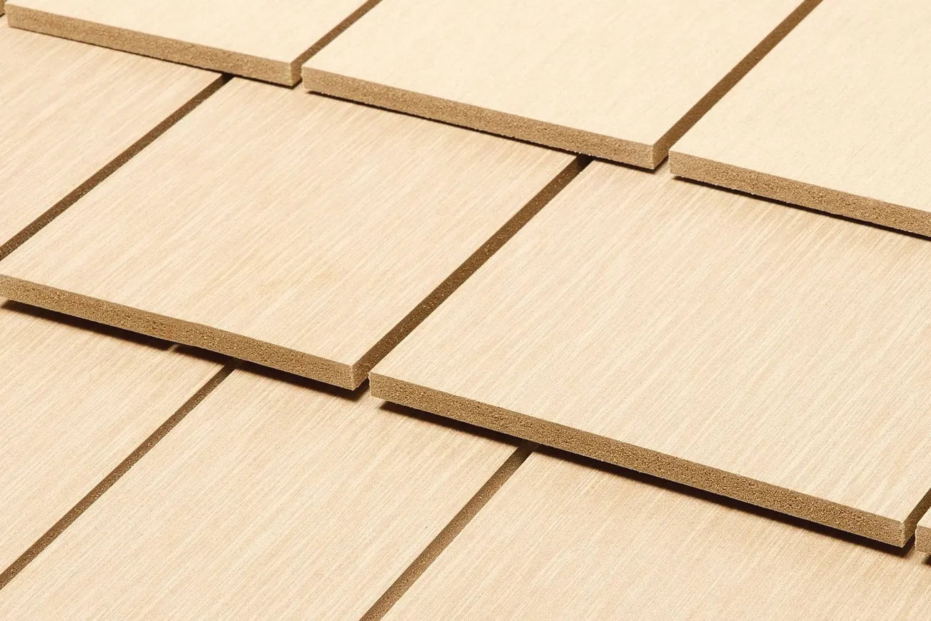 STAINABLE COMPOSITE SIDING