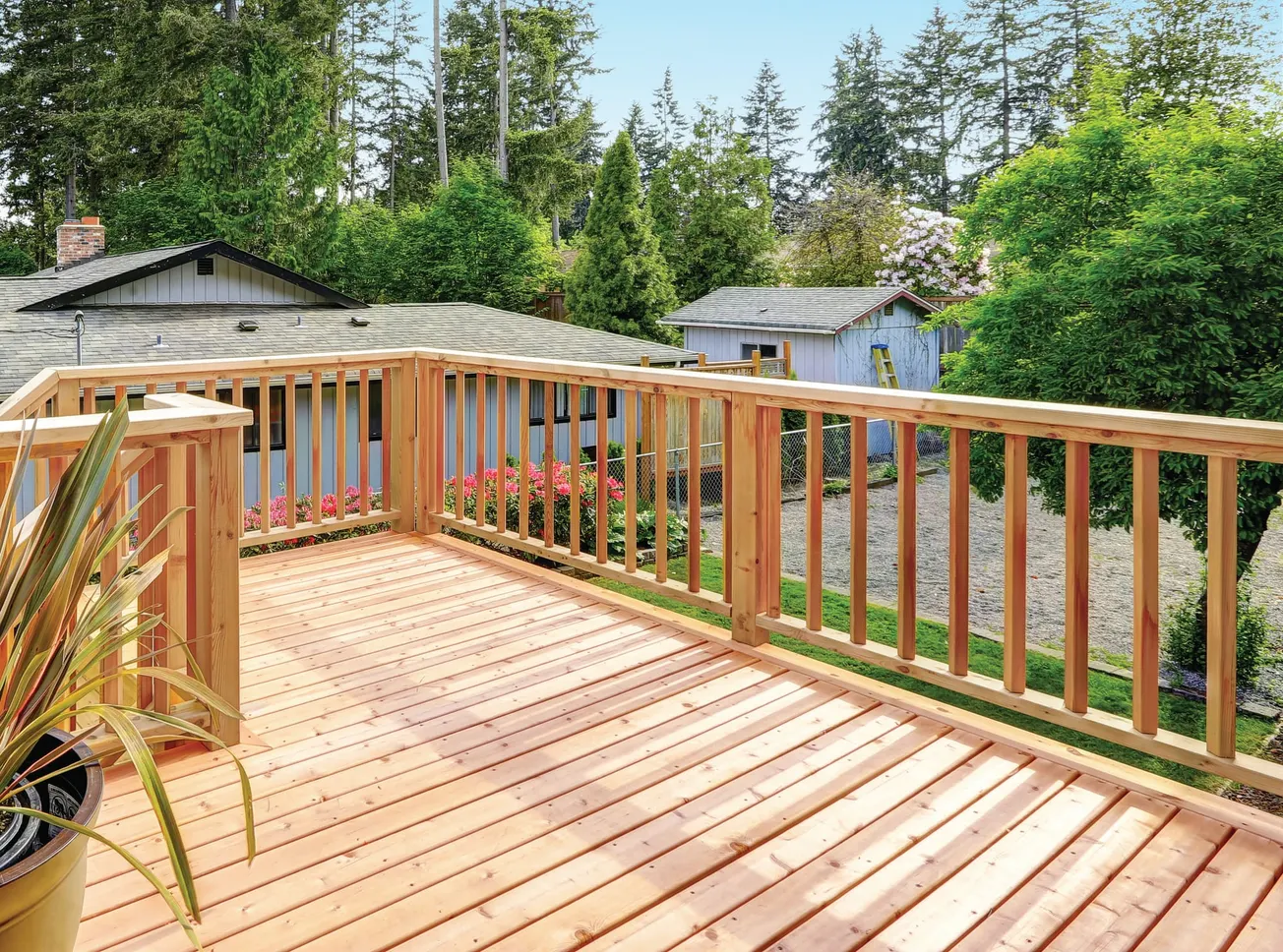 HEARTWOOD DECKING