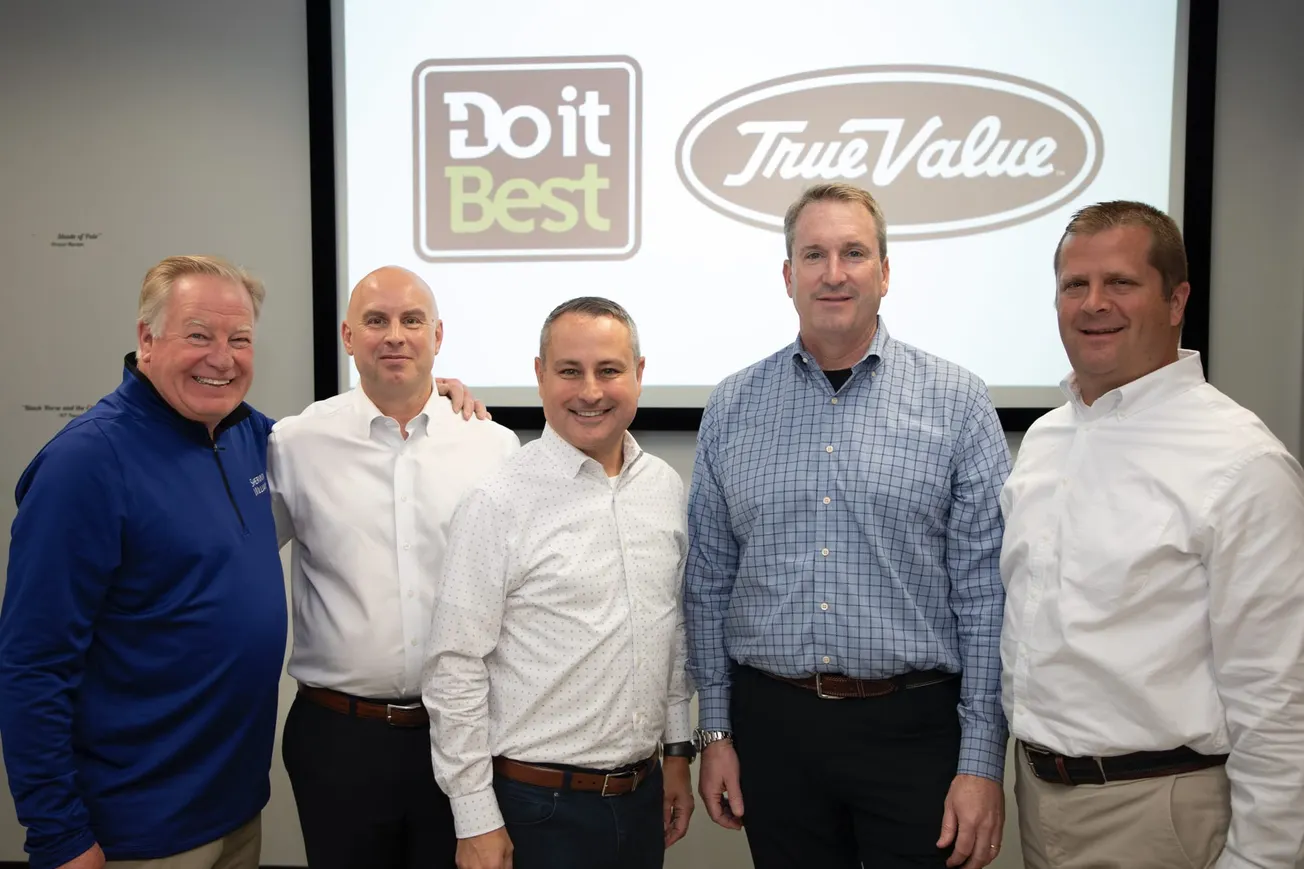DO IT BEST PARTNERS WITH SHERWIN-WILLIAMS PAINT
