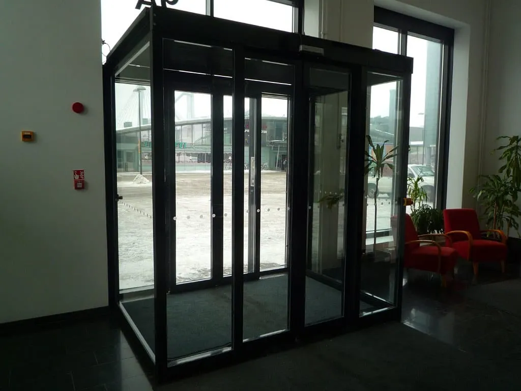 OVERHEAD DOOR ACQUIRES MOTION ACCESS