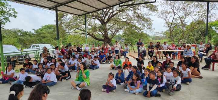 456. Join the Mission Ecuador Team