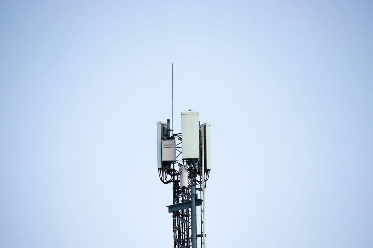 California Reaches $7.7 Million Settlement With Verizon Over Environmental Violations
