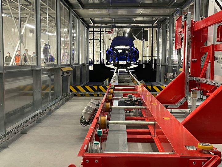 Tesla Seeks Arbitration in Lawsuit Over Alleged Assault at Texas Factory