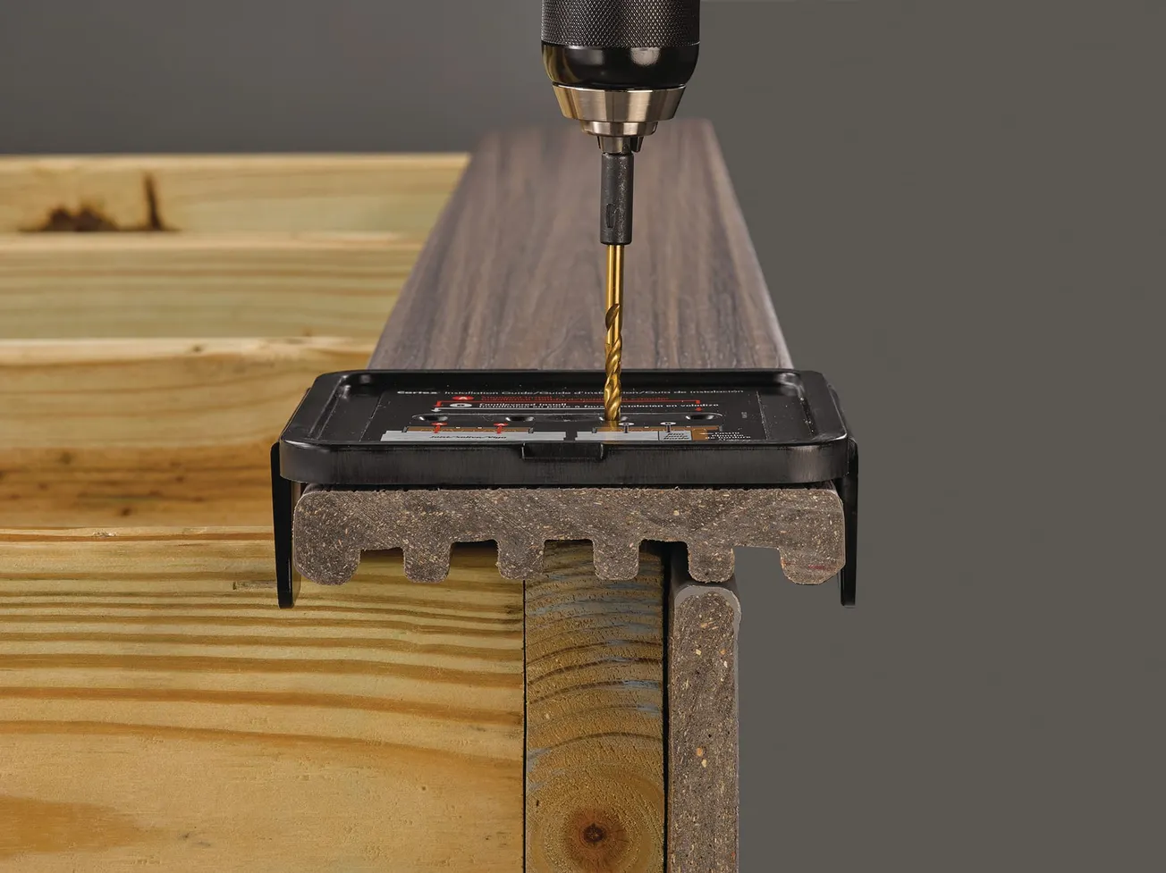 Hidden Fastening Line Adds New Colors