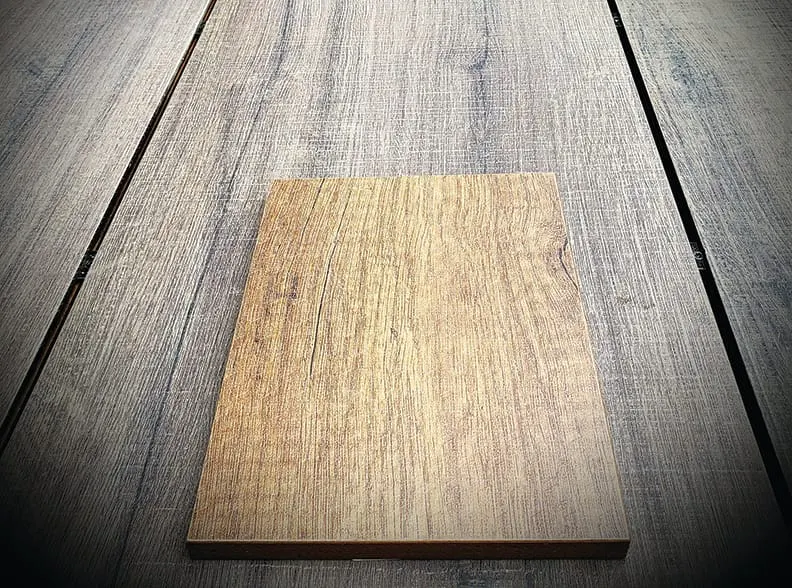 Barnwood-Look Composite Decking