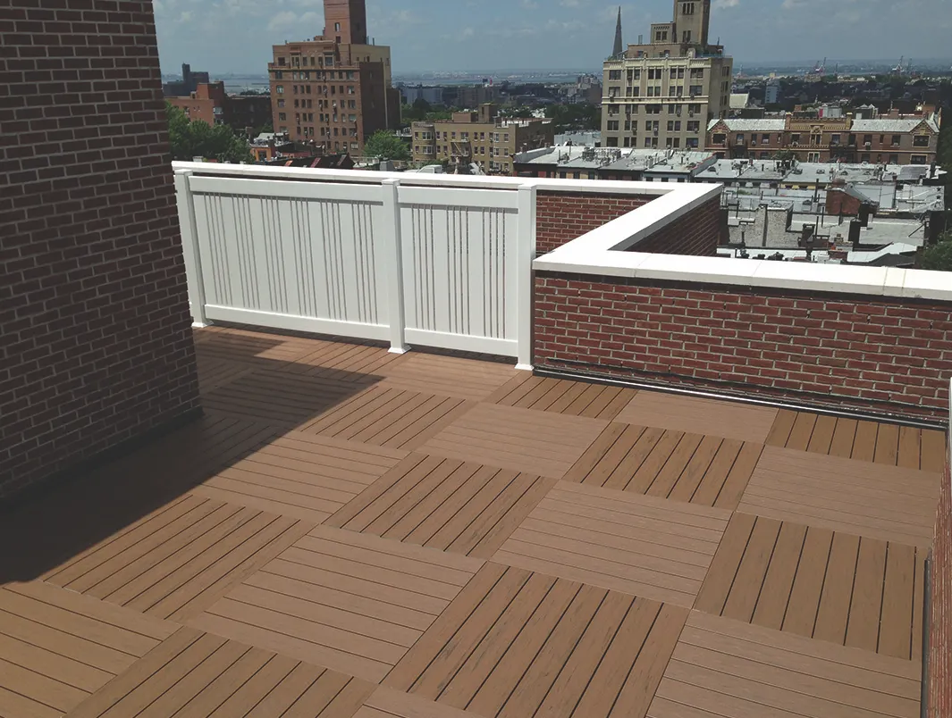 When Space Is Limited, Transform the Roof into an Outdoor Haven