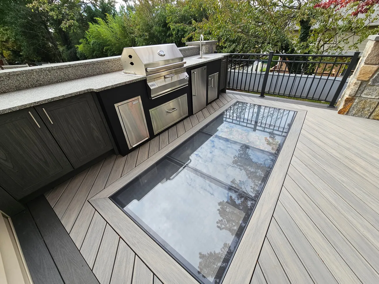 Modular Glass Deck System