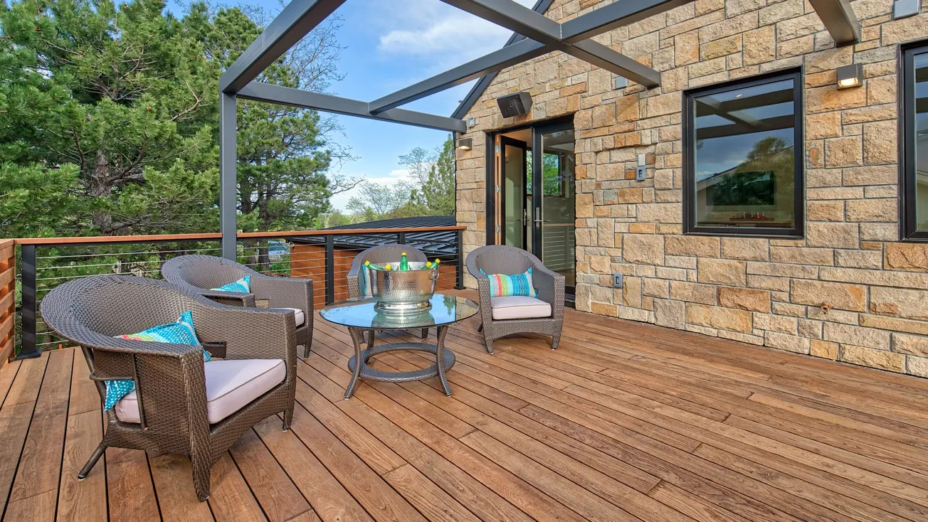 DeckWise and Arbor Wood Develop ThermoClip