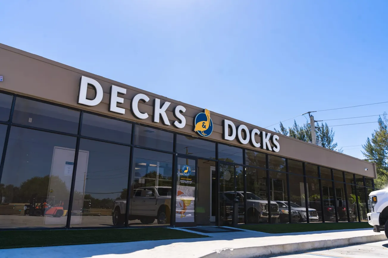 Decks & Docks Company Joins with Service Wholesale, Inc.