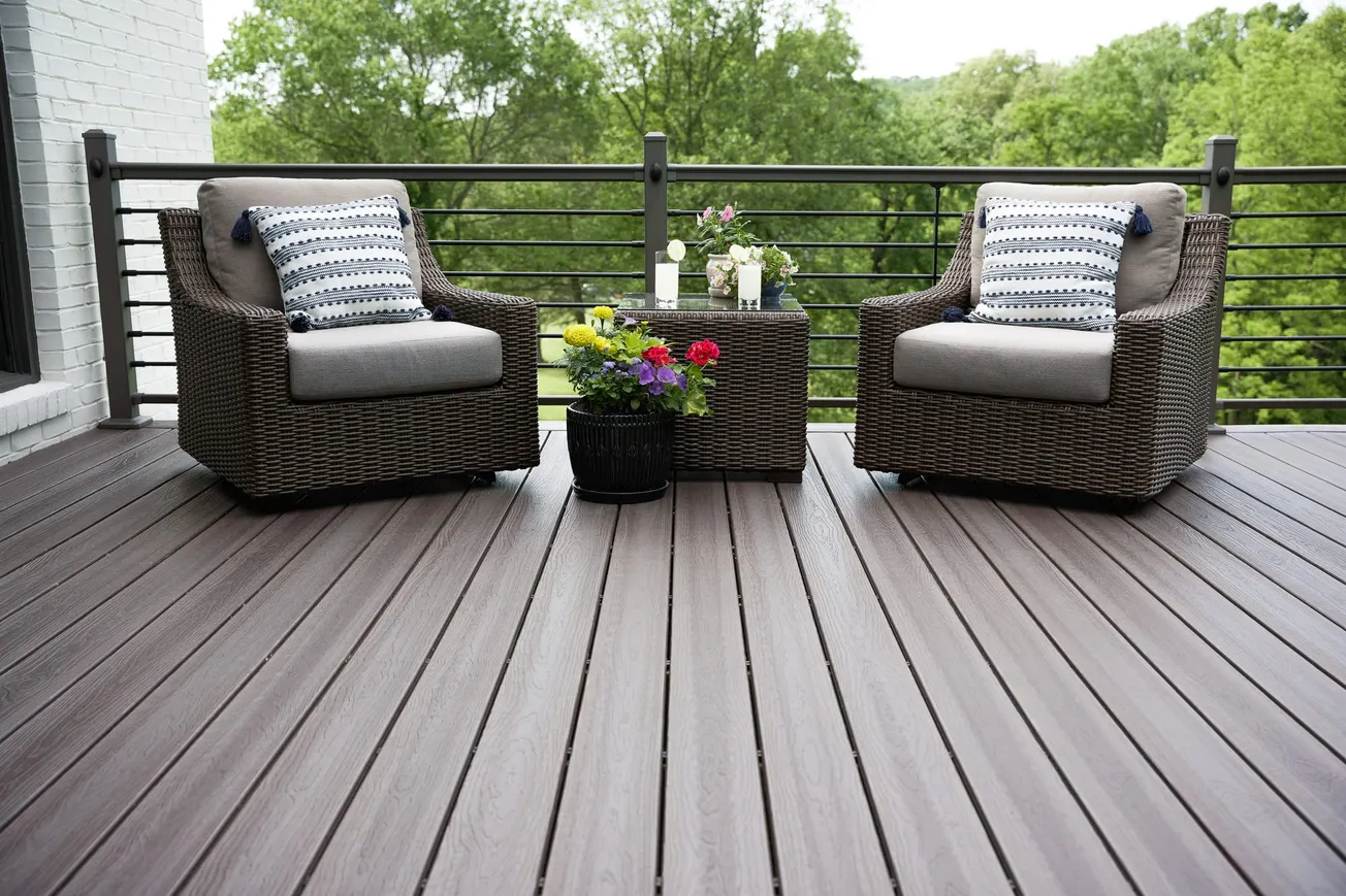 Envision Adds Wallace Distribution in Eight States