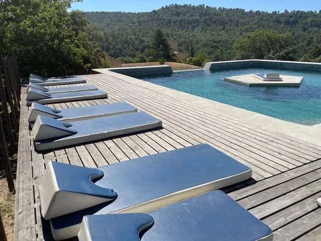 Kebony's Modified Wood Decking Crowns Retreat