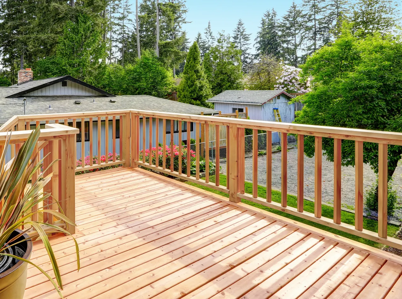 Tolko’s Natural Wood Decking