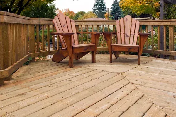 Colorado’s All Pro Thornton Deck Builders Expands Offering