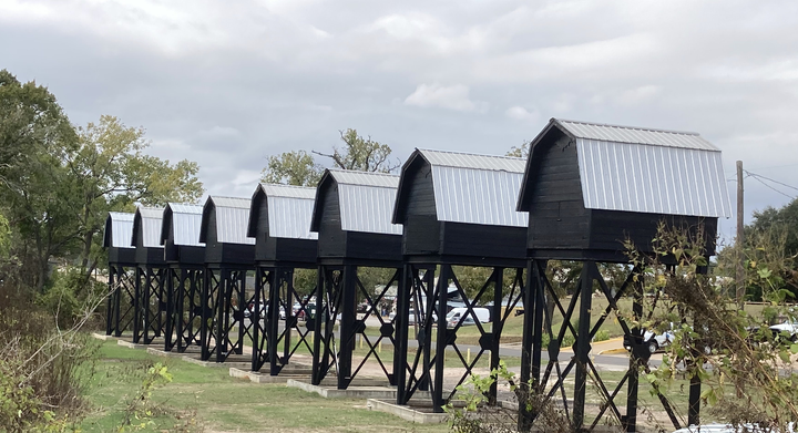 *Super* cheap apartments for rent near downtown