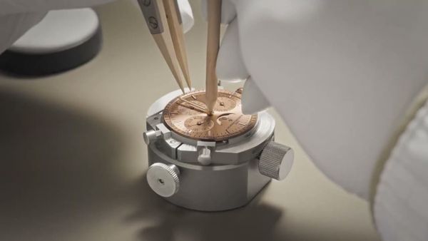 Technical sophistication: The Overseas Perpetual Calendar Ultra-Thin in pink gold