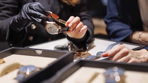 Watches and Wonders Geneva 2026 transforms the city into a stage for watchmaking