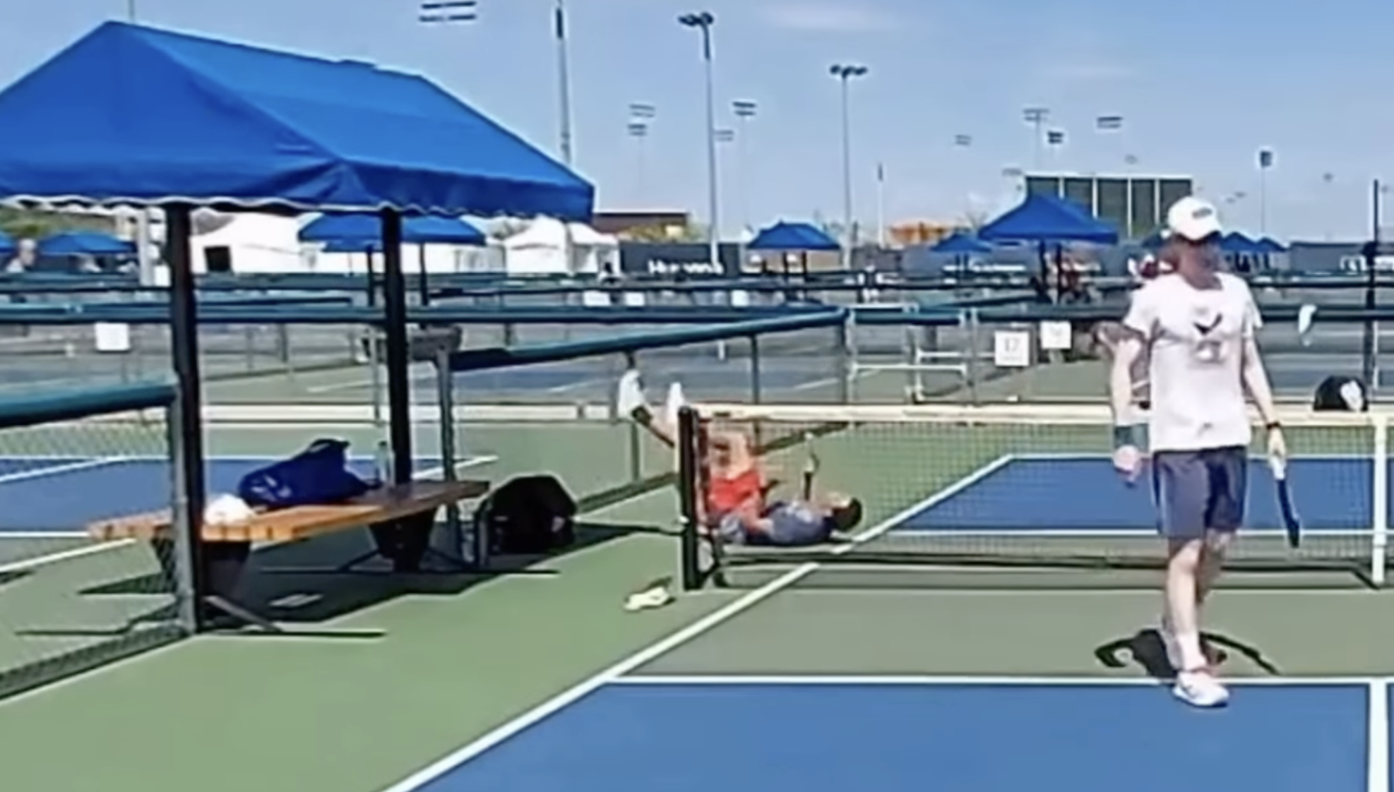 Put This in the Paddle Throw Hall of Fame