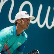                                         Ben Johns Goes Down Early – Ben Johns
                                    