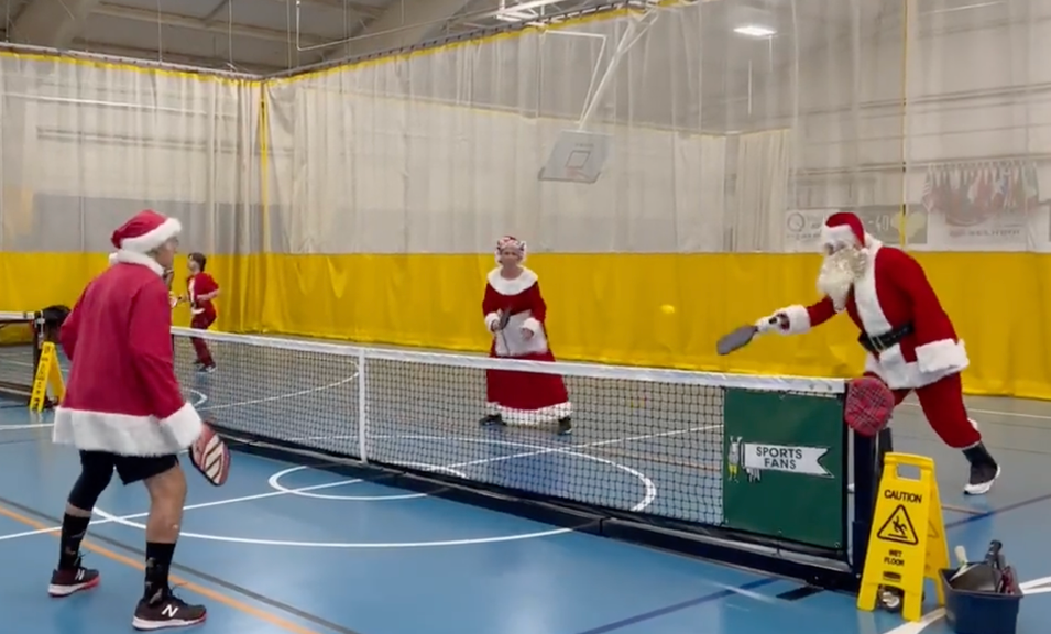                                         Sorry Kids Your Presents are Going to be Late, Santa is Playing One More Game
                                                                        