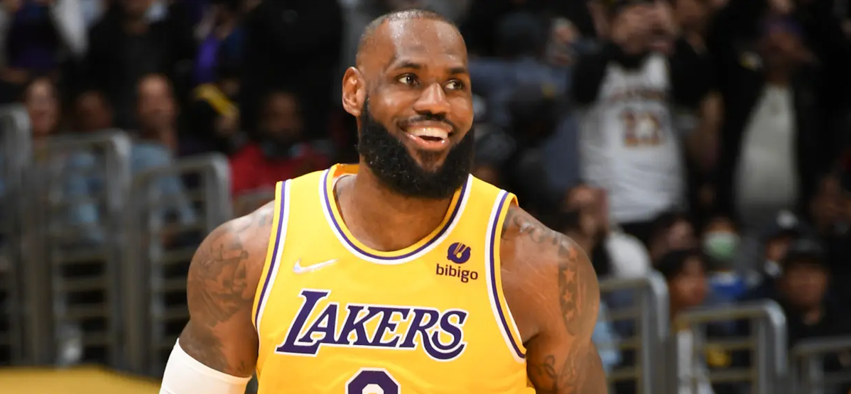                                         Lebron James just Bought a Pickleball Team – Major League Pickleball
                                    