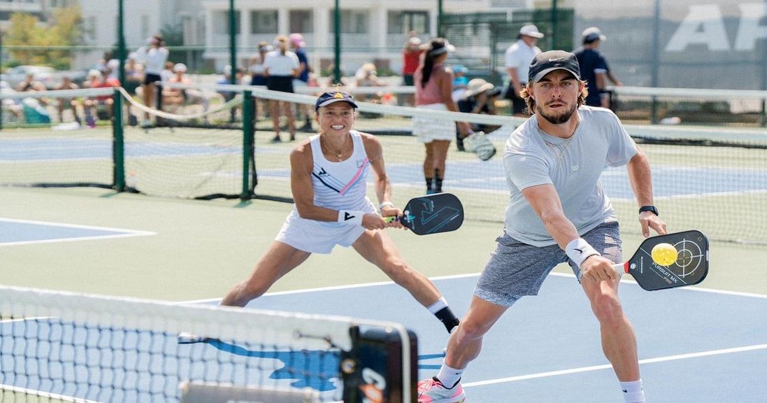 
                                        Your non-dominant hand may benefit your pickleball game more than you think.
                                    