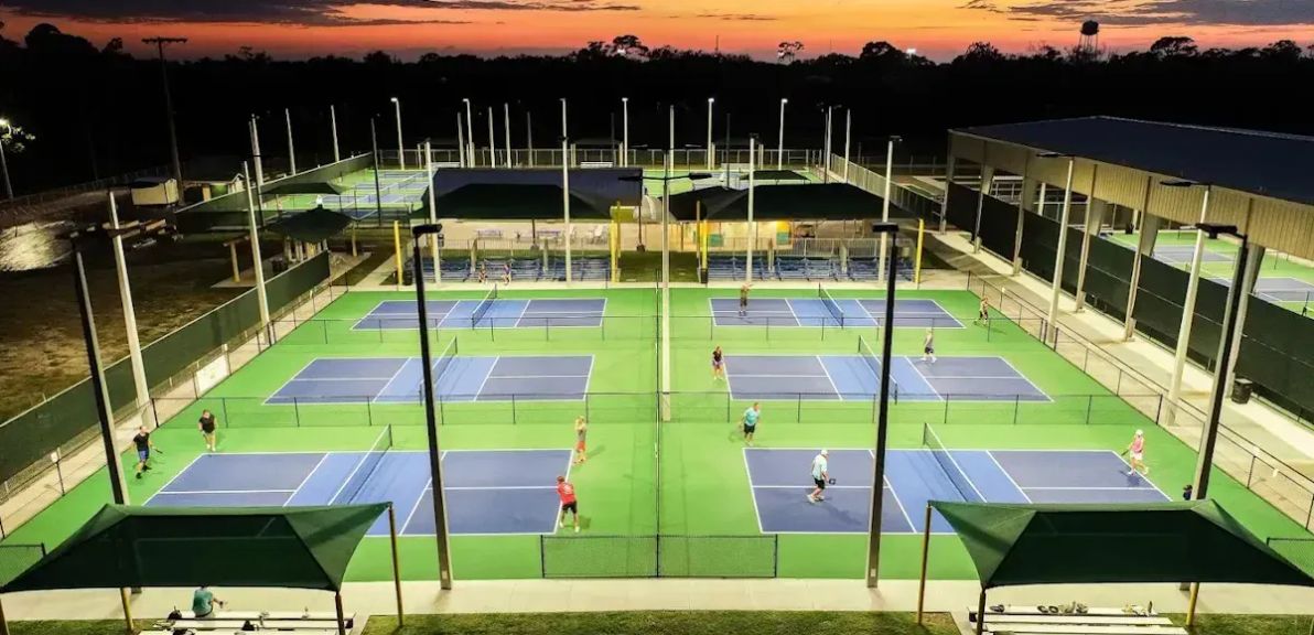                                         Pickleball on Spring Break? Here Are the Best Spots in Florida – Bounce
                                    