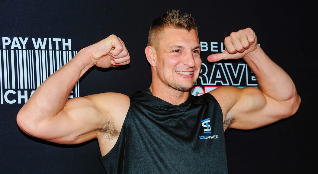 
                                        Rob Gronkowski, Pickleball
                                    