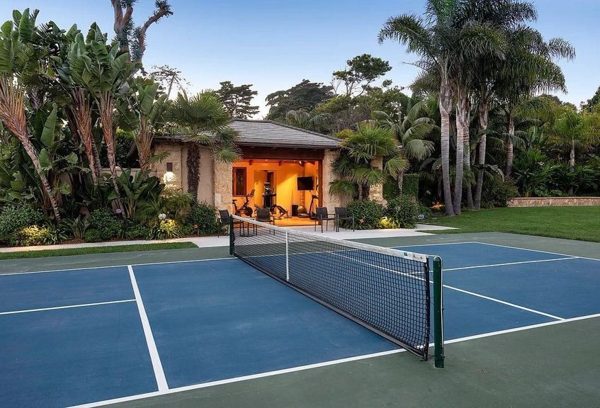 
                                        Pickleball, pickleball courts
                                    