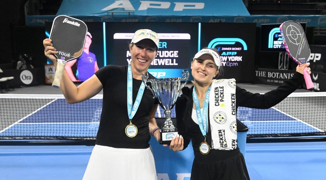 
                                        Megan Fudge, Yana Newell, APP New York City Open
                                    