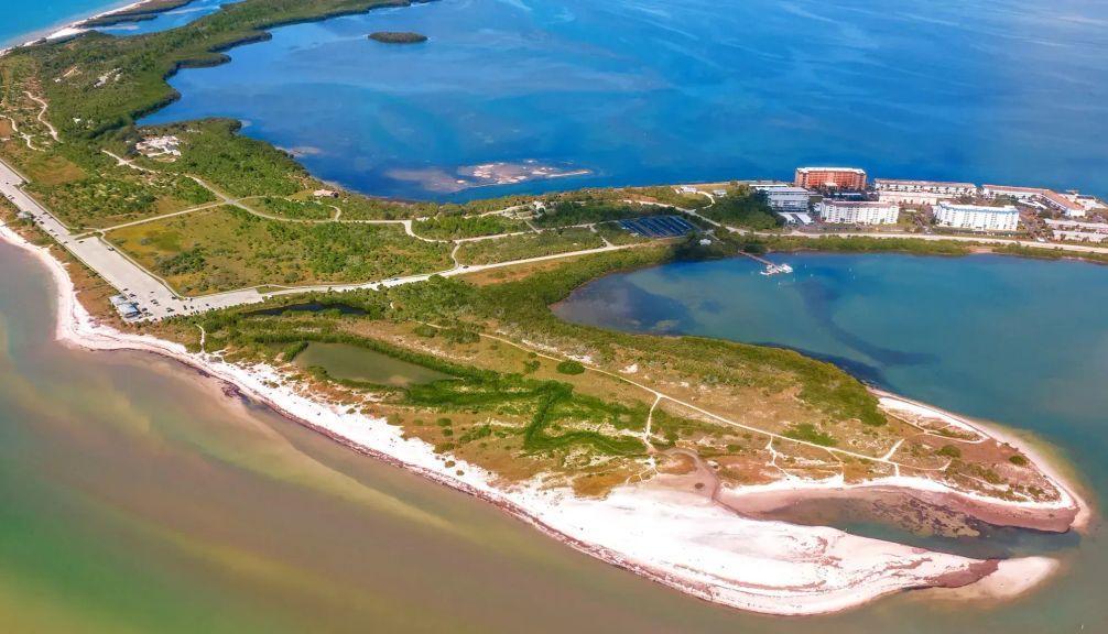 
                                        Honeymoon Island State Park, Pickleball, Florida State Parks
                                    