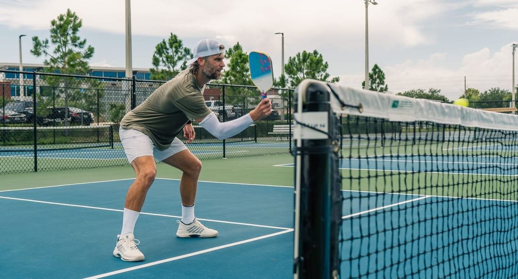 
                                        Travis Rettenmaier during a drilling practice, K-Swiss
                                    