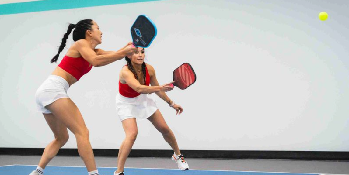 
                                        Doubles Pickleball Stacking for Beginners: Full vs Half Stack
                                    