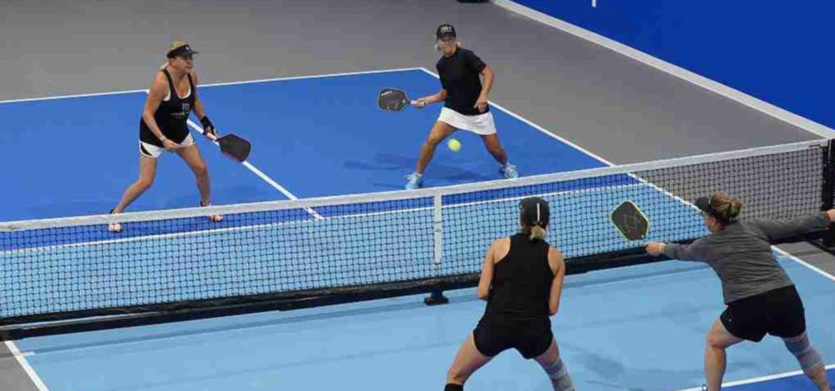                                         How to Win a Pickleball Cross-Court Dink Battle – Pickleball 101
                                    