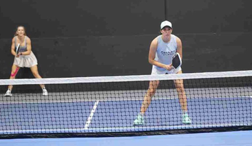 How to Stop Hitting the Ball Into the Net in Pickleball