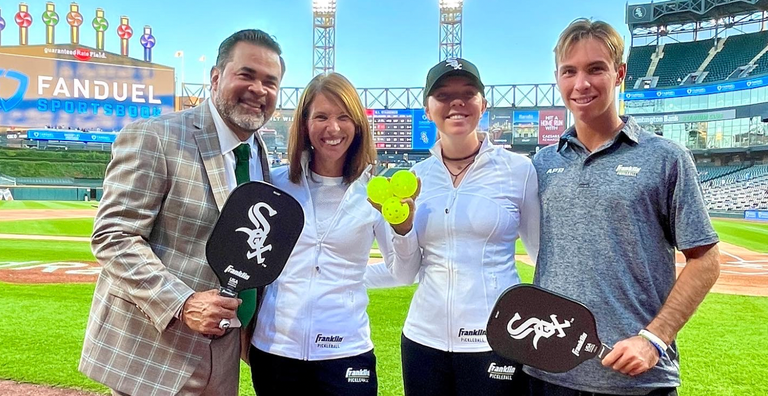 The Siblings Win and Bright Switches to the Left