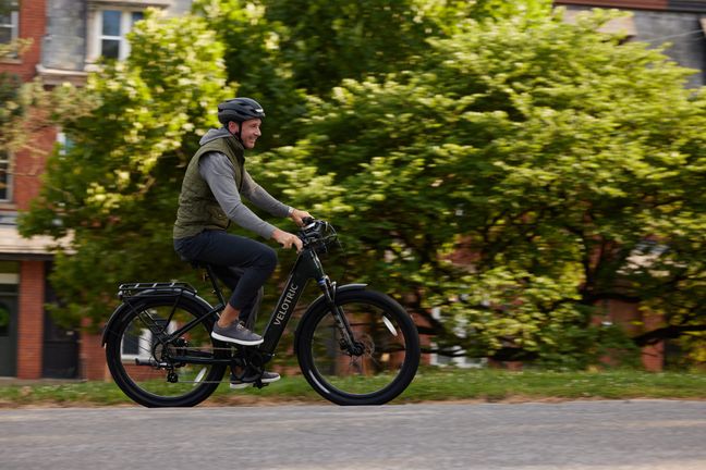 How Pickleball Players Stay Active When They Are Not on the Court