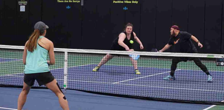 The Right Time: Switching From Defense to Offense in Pickleball