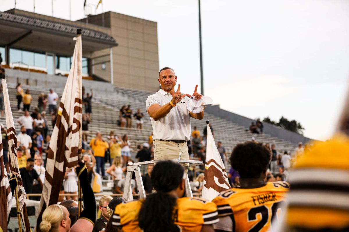 As Western Michigan reigns in MAC, the next goal is College Football Playoff contention