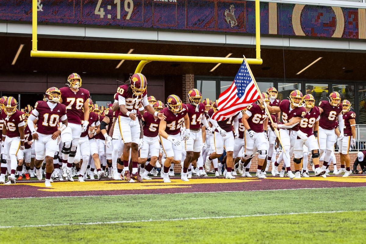 FINAL: Central Michigan pummels Akron, 41-17