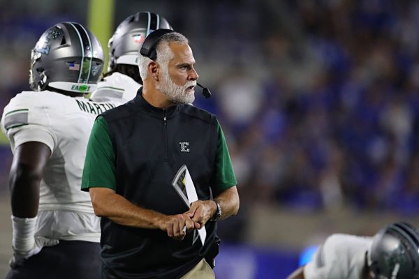 Eastern Michigan seeking elusive solutions to slow starts after 1-4 opening