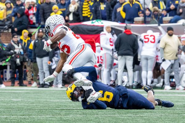 Fantastic, Functional, Forgettable: Milivojevic, MSU triumph, Michigan’s defensive plan a dud