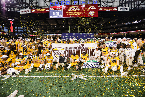 Notebook: UM, MSU make key coordinator decisions, Taylor's contract extended after MAC title