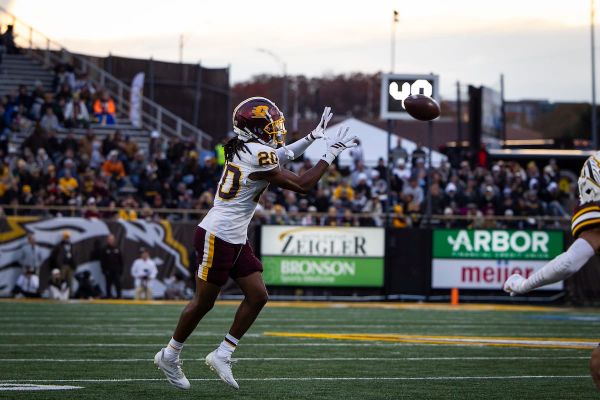 Sans Tommy McIntosh, Central Michigan patient on filling out wide receiver depth chart