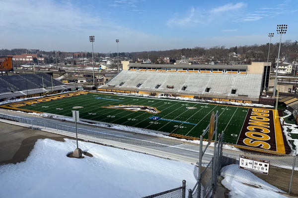 With outdoor hockey coming to Waldo Stadium, AD Dan Bartholomae has high hopes