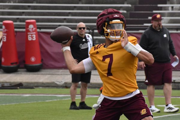 Angel Flores’ steadiness made him Central Michigan’s QB1: ‘His resume is foolproof’