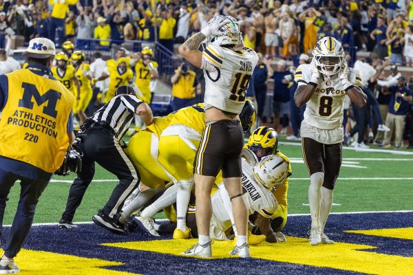 MAC formally appealing Western Michigan-Michigan result, says replay protocol wasn't followed