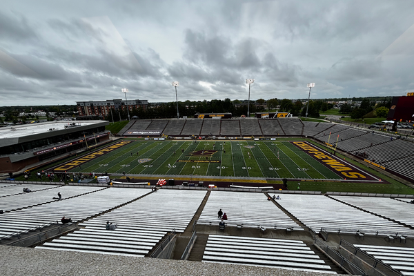 Live updates: Central Michigan hosts Wyoming for early afternoon kick